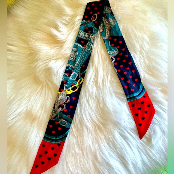 Hermes twilly, 100% silk. Made in France. - Picture 3 of 6